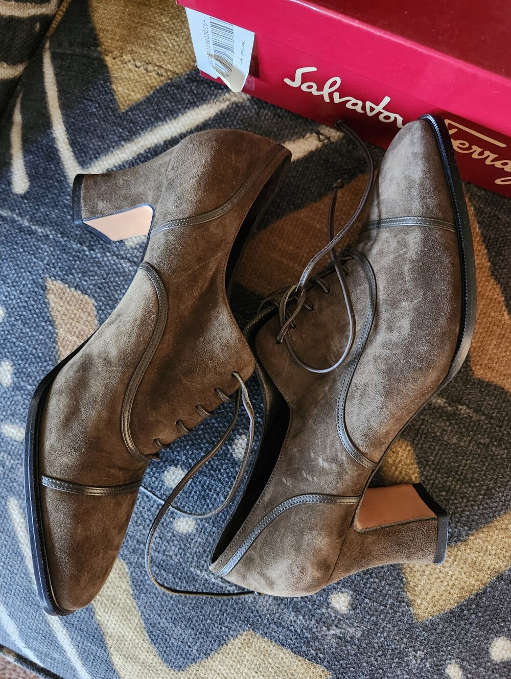 Sale 🥰 Salvatore Ferragamo Favola Suede Lace-Up Heels 7.5B New Vintage AMAZING - Picture 5 of 7